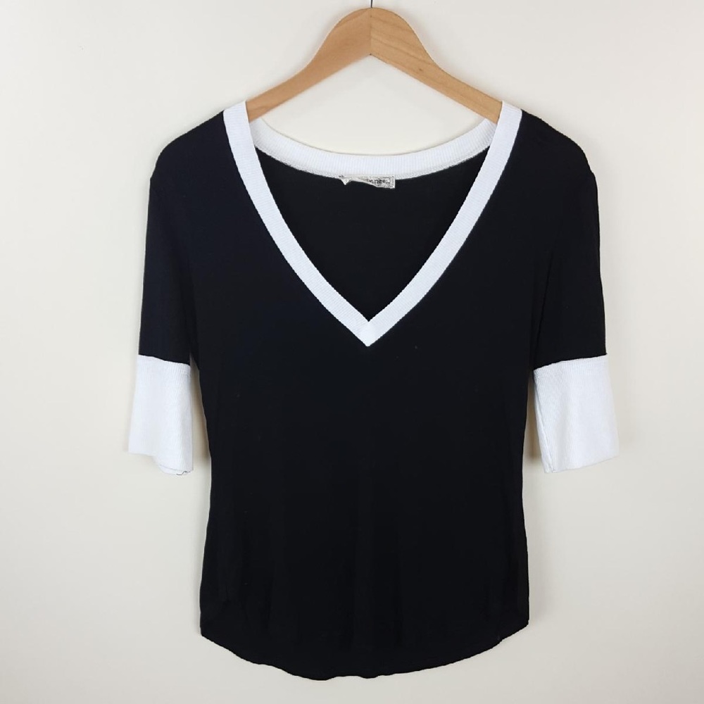 COPY - Contrast trim 3/4 sleeve top